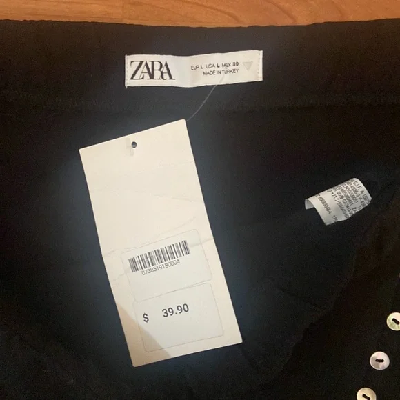 Black Zara Mini Skirt - Picture 4 of 5